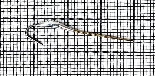 Блесна Игла P (30мм) (0,5гр) (незильбер+латунь)