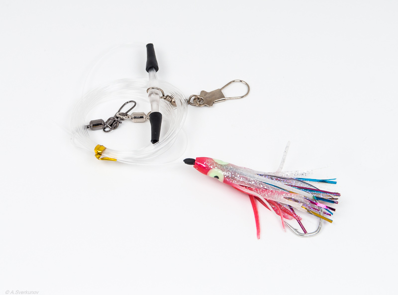 Октопус оснащенный NAKAZIMA SALMON FUKASE SHIKAKE 45mm #KRS (4м с карабином и коннектором) (2799)