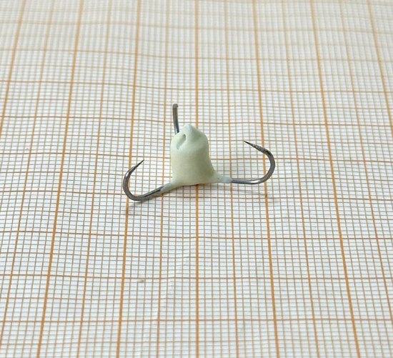 Якорек на навагу светонакопительный большой